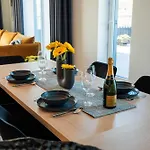 Lux Penthouse With Sauna Ράκβερε
