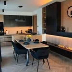 Lux Penthouse With Sauna Διαμέρισμα *